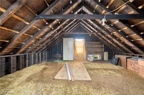 3622 Newark Avenue Cleveland OH 44109