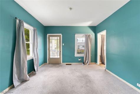3622 Newark Avenue Cleveland OH 44109