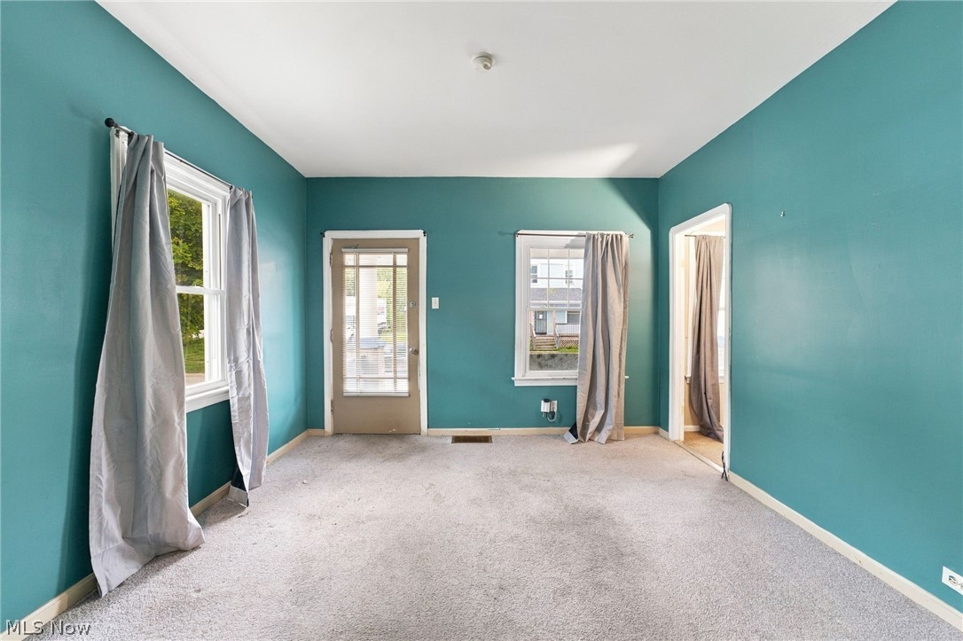 3622 Newark Avenue Cleveland OH 44109