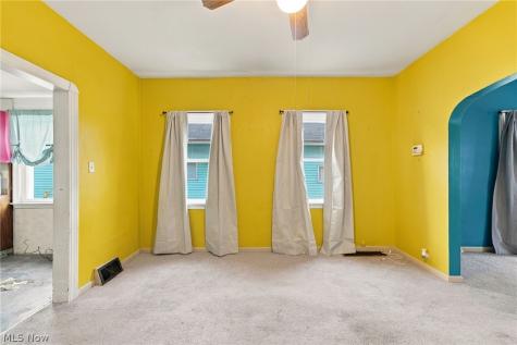 3622 Newark Avenue Cleveland OH 44109