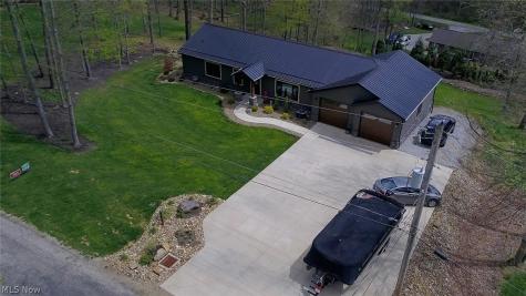 2630 Constance Drive Millersburg OH 44654