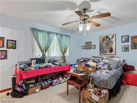 3856 Moonglo Street NW Uniontown OH 44685