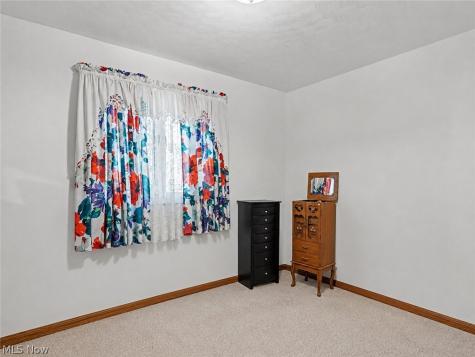 3856 Moonglo Street NW Uniontown OH 44685