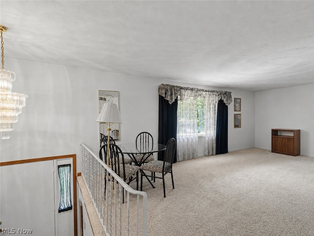3856 Moonglo Street NW Uniontown OH 44685