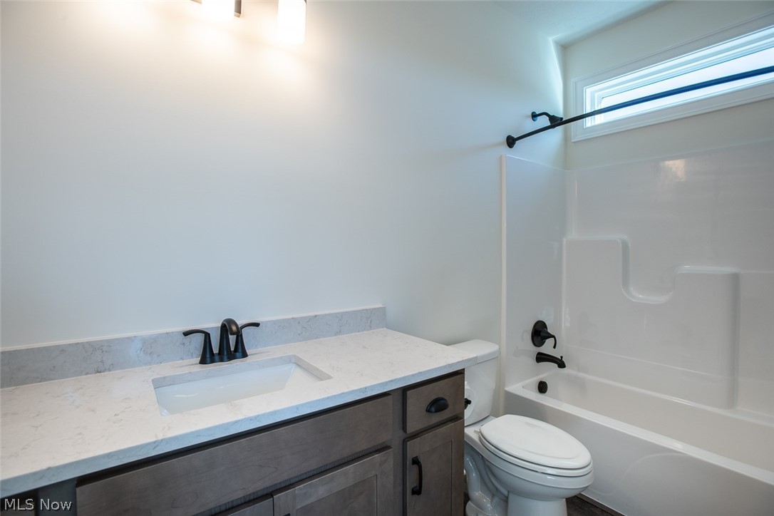 S/l 36 Brookside Lane North Ridgeville OH 44039