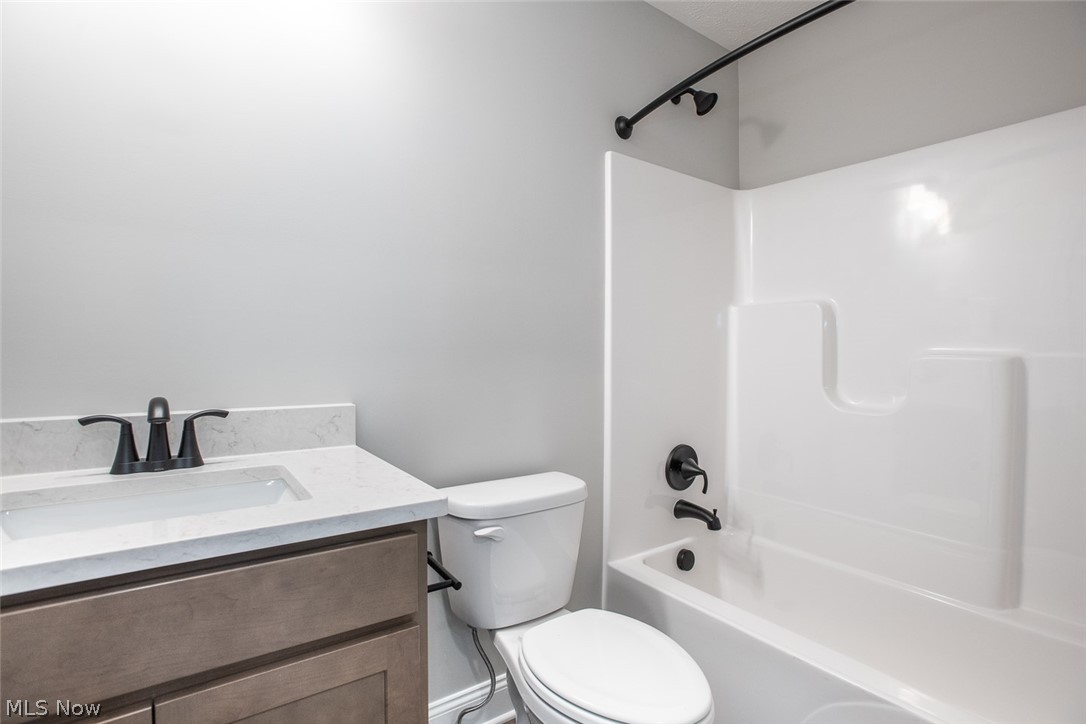 S/l 36 Brookside Lane North Ridgeville OH 44039