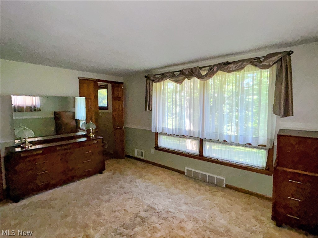 2305 Helena Avenue NW Massillon OH 44646
