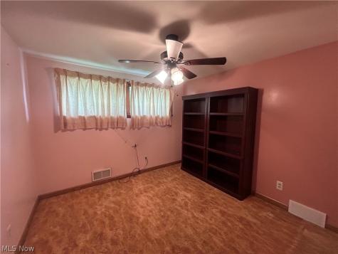 2305 Helena Avenue NW Massillon OH 44646