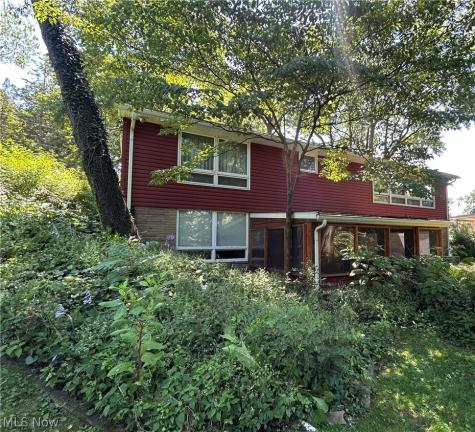 2305 Helena Avenue NW Massillon OH 44646