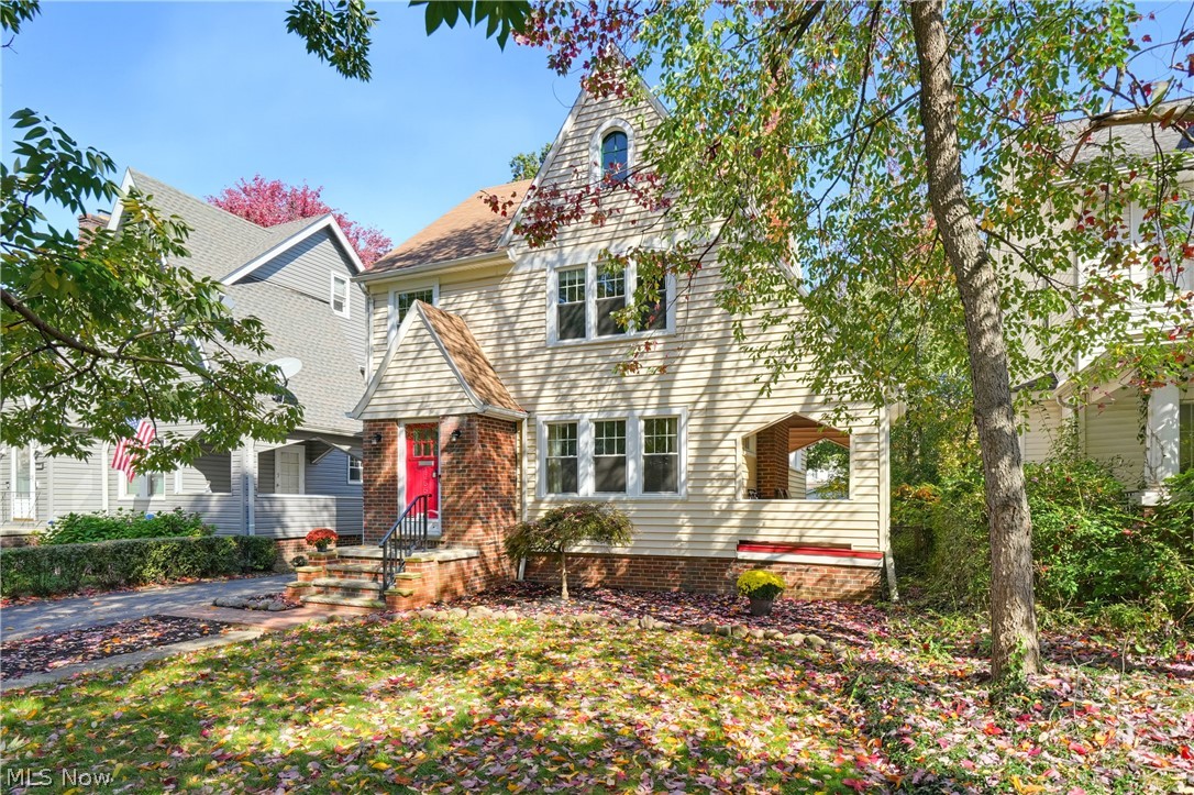 1165 Pomona Road Cleveland Heights OH 44121
