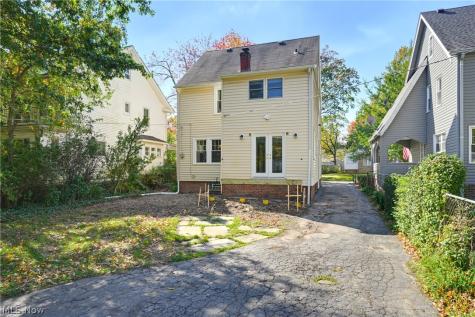 1165 Pomona Road Cleveland Heights OH 44121