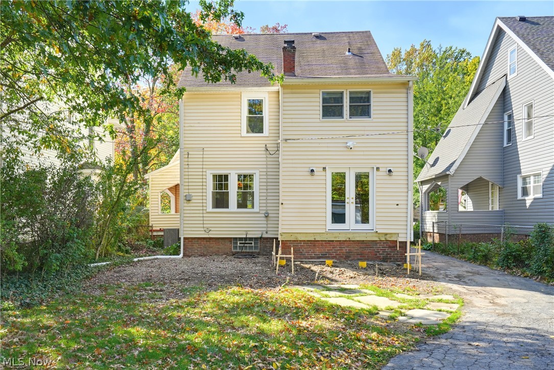 1165 Pomona Road Cleveland Heights OH 44121