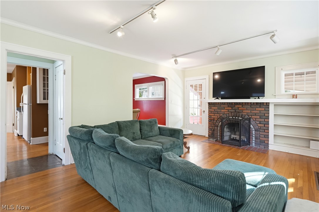 1165 Pomona Road Cleveland Heights OH 44121