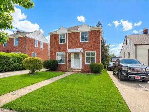 554 Darlington Drive Bedford OH 44146