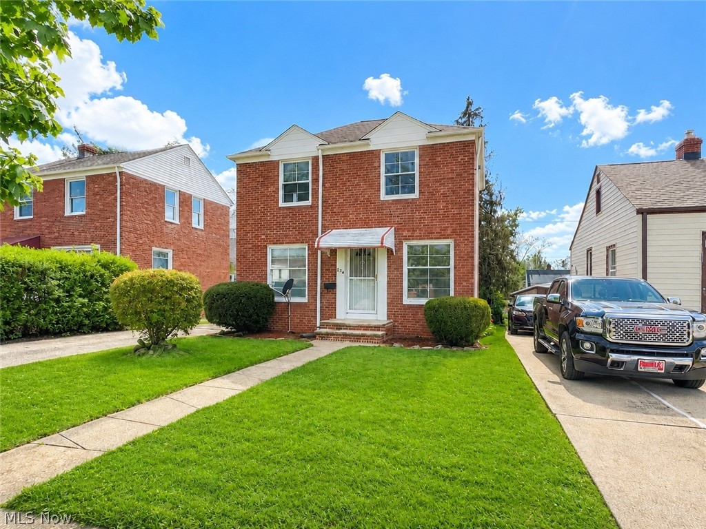 554 Darlington Drive Bedford OH 44146