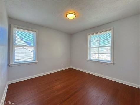 554 Darlington Drive Bedford OH 44146