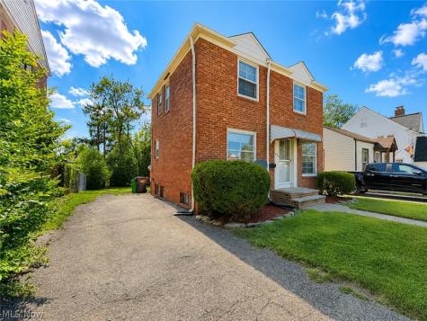 554 Darlington Drive Bedford OH 44146