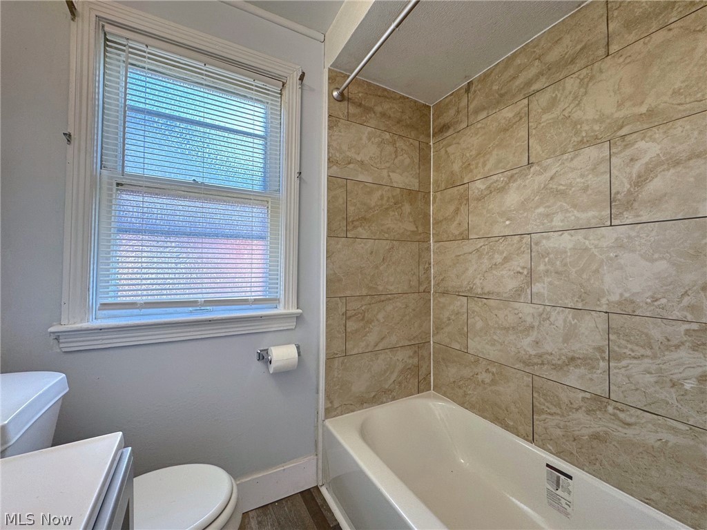 554 Darlington Drive Bedford OH 44146