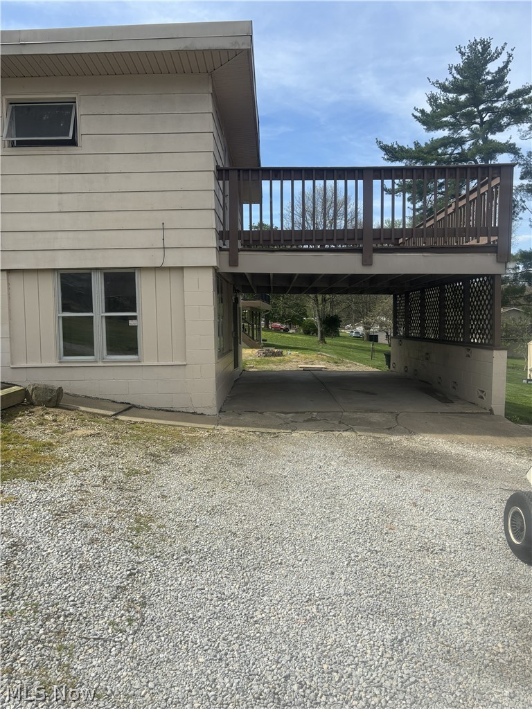 8129 Walnut SW Sherrodsville OH 44675