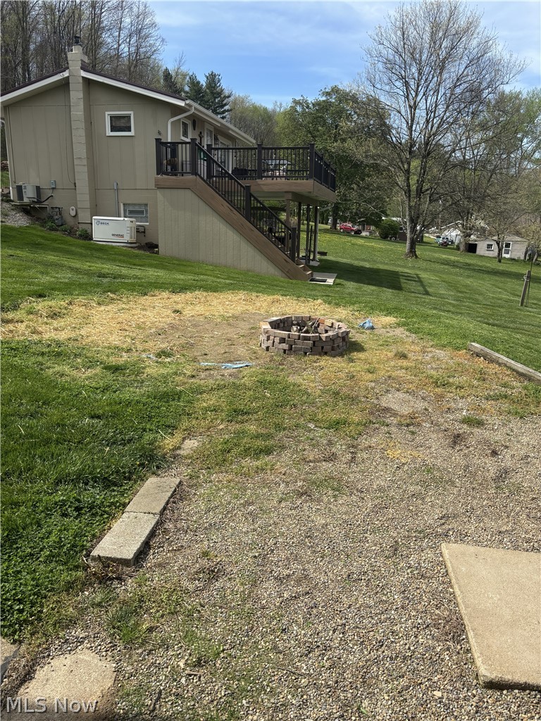 8129 Walnut SW Sherrodsville OH 44675
