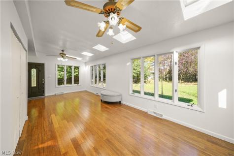 483 E Ridgewood Drive Seven Hills OH 44131