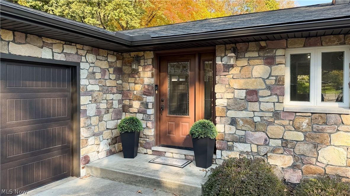 483 E Ridgewood Drive Seven Hills OH 44131