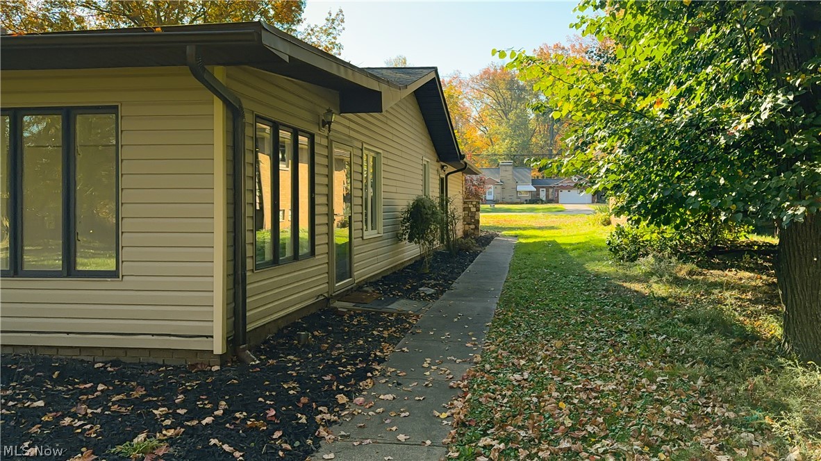 483 E Ridgewood Drive Seven Hills OH 44131