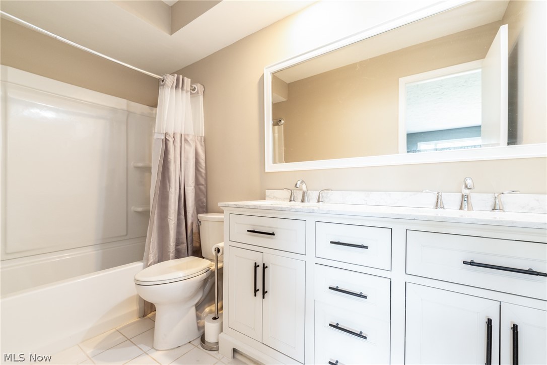 3860 Beechmont Oval Orange Village OH 44122