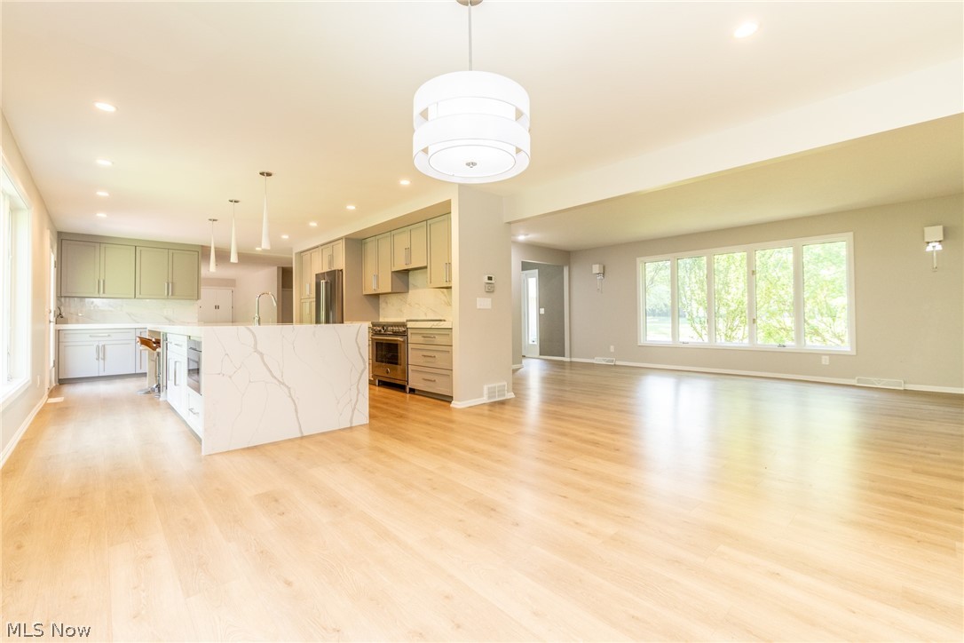 3860 Beechmont Oval Orange Village OH 44122