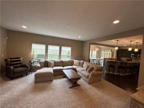 10363 Redbud Drive Aurora OH 44202