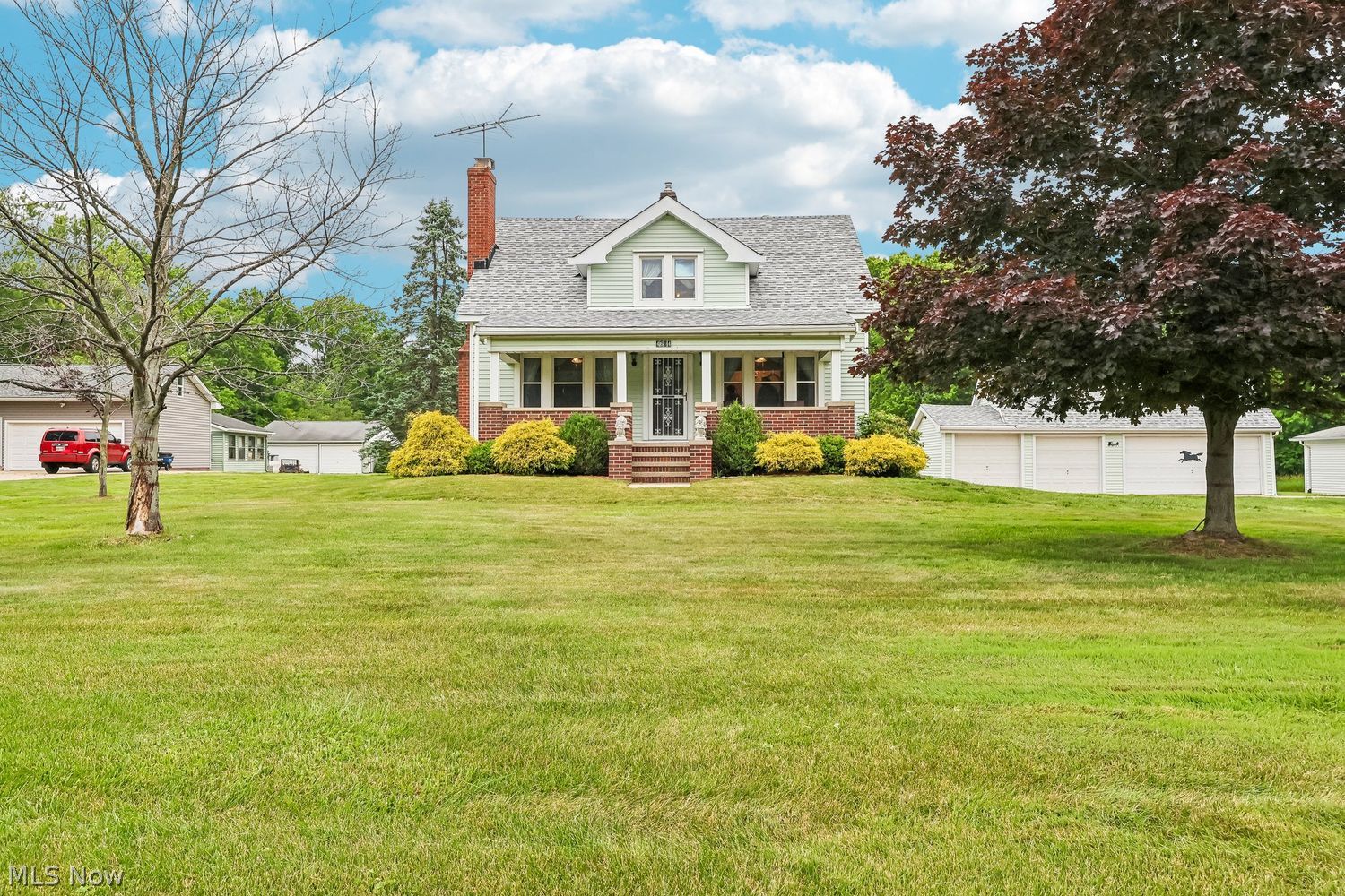 North Royalton OH, 4694 Royalwood Road