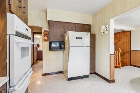 4694 Royalwood Road North Royalton OH 44133