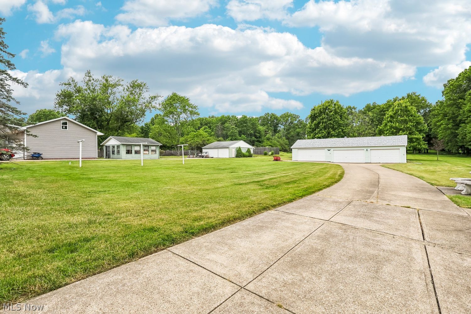 4694 Royalwood Road North Royalton OH 44133
