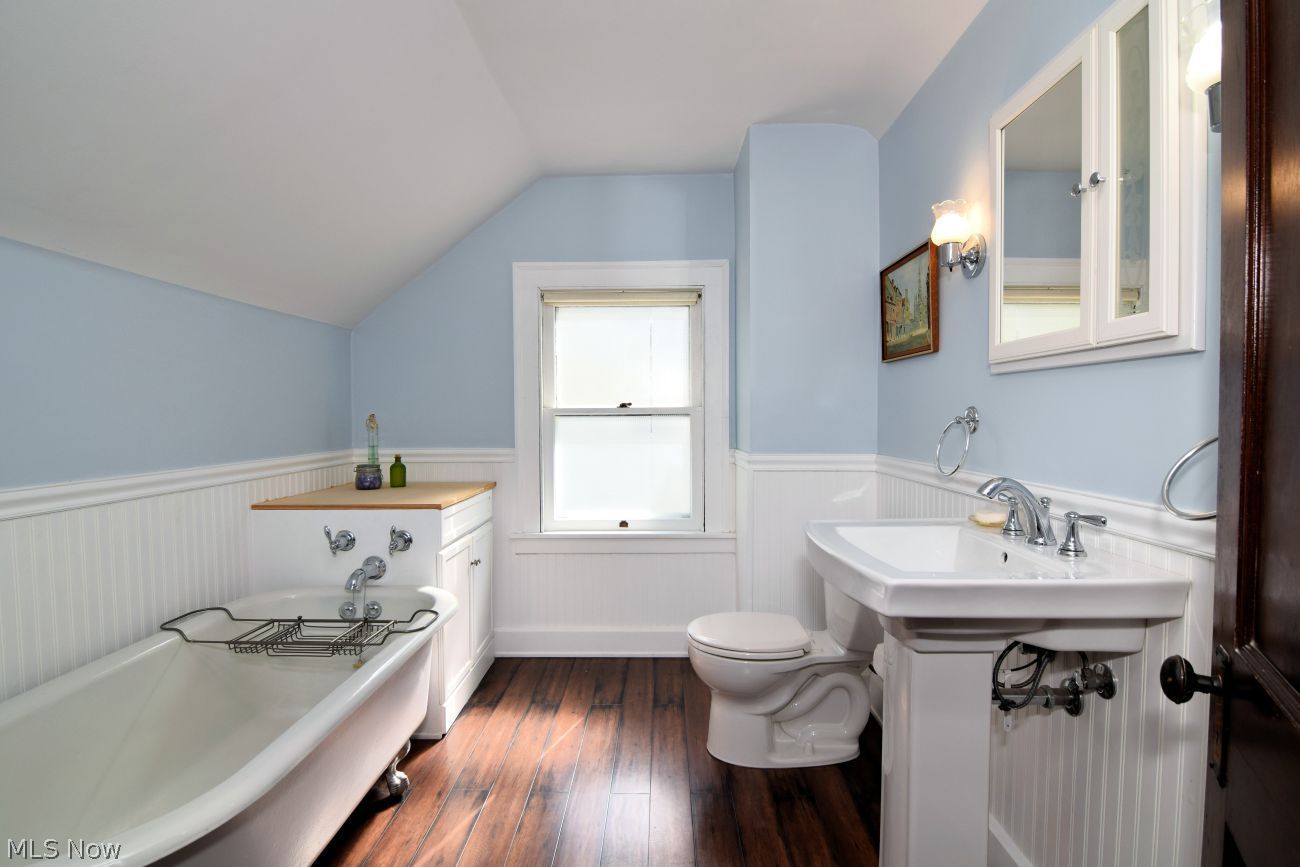 2970 Coleridge Road Cleveland Heights OH 44118