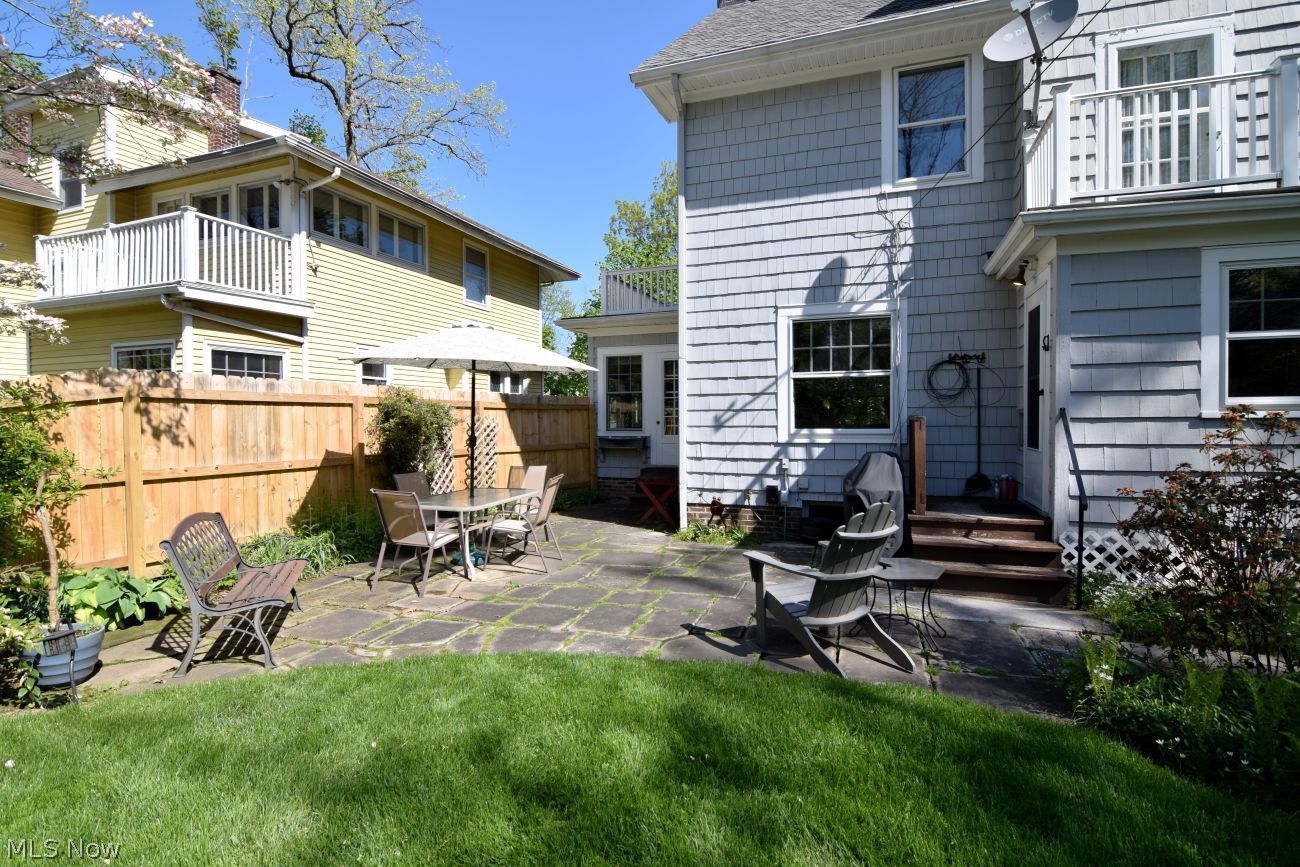2970 Coleridge Road Cleveland Heights OH 44118