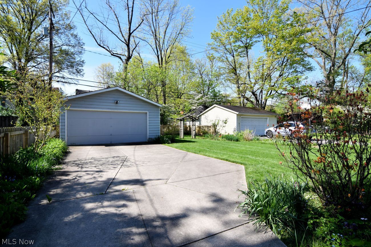 2970 Coleridge Road Cleveland Heights OH 44118