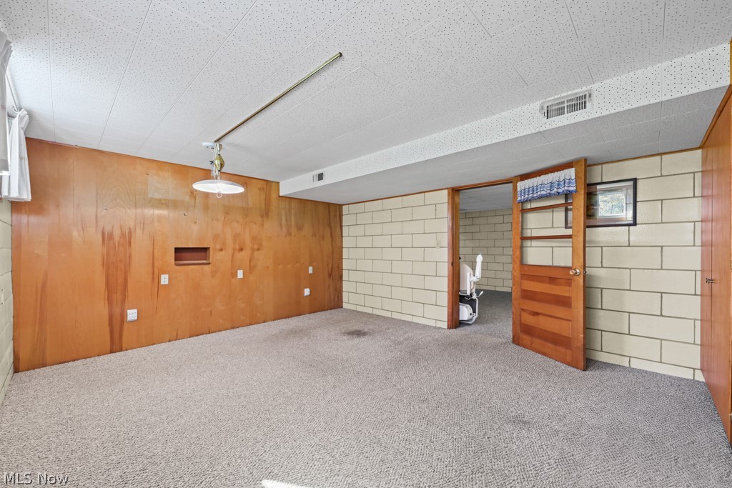 1930 Valley Road Salem OH 44460
