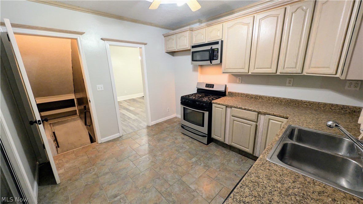 6989 Reed Road Conneaut OH 44030