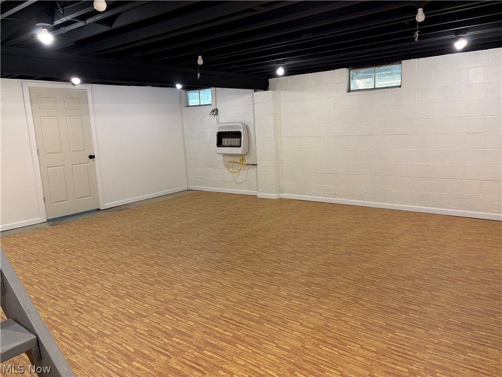 2793 Barclay Messerly Road Southington OH 44470