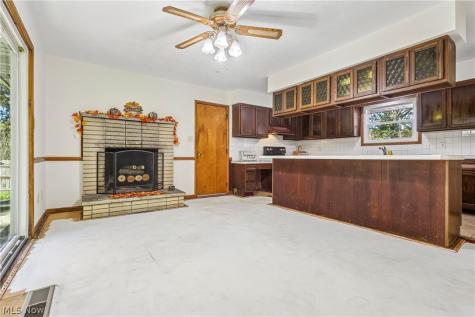 5758 Dailey Road New Franklin OH 44319