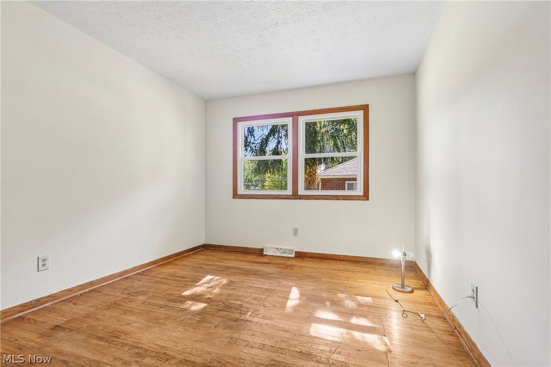 5758 Dailey Road New Franklin OH 44319