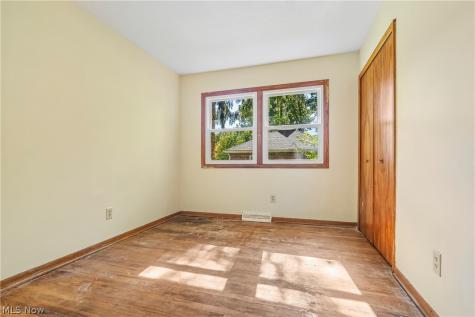 5758 Dailey Road New Franklin OH 44319