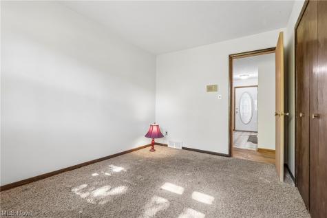 5758 Dailey Road New Franklin OH 44319