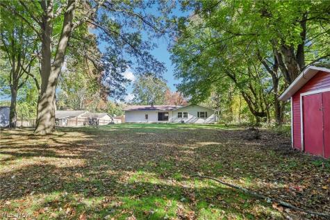 5758 Dailey Road New Franklin OH 44319