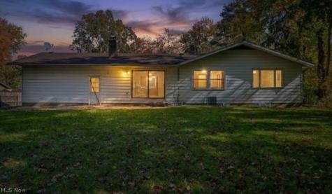 5758 Dailey Road New Franklin OH 44319