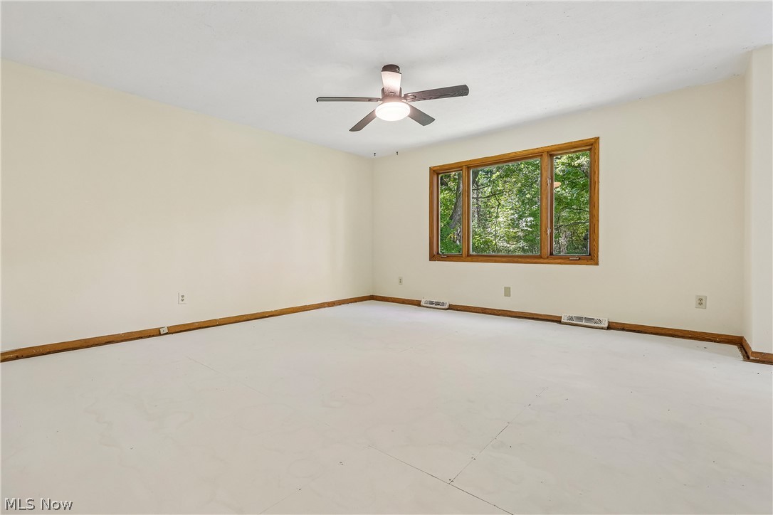 5758 Dailey Road New Franklin OH 44319