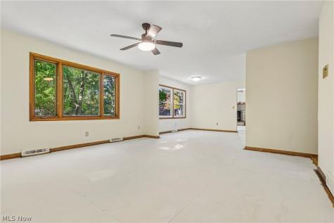 5758 Dailey Road New Franklin OH 44319