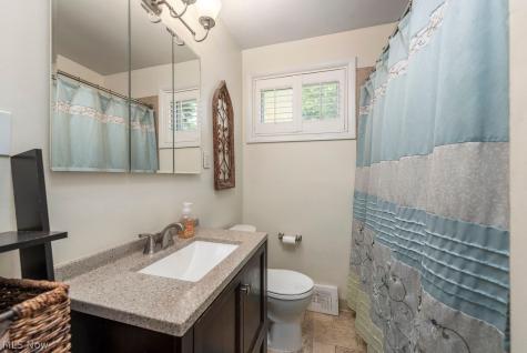 3820 W 212th Street Fairview Park OH 44126