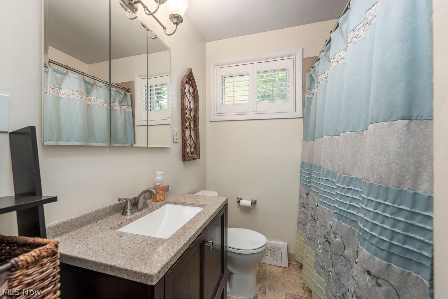 3820 W 212th Street Fairview Park OH 44126