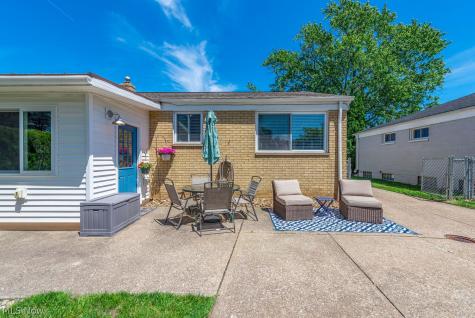 3820 W 212th Street Fairview Park OH 44126